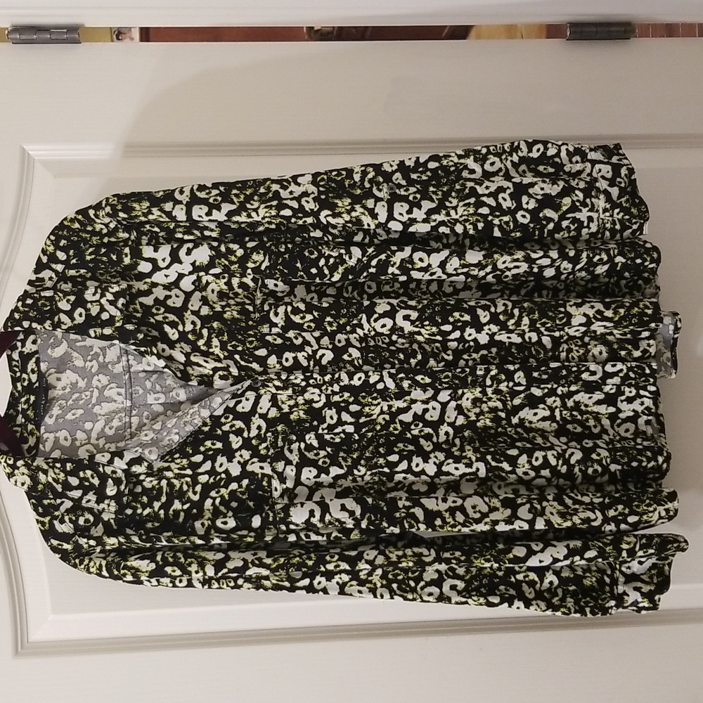 Rock & Republic Leopard Print Long Sleeve Button Down Shirt